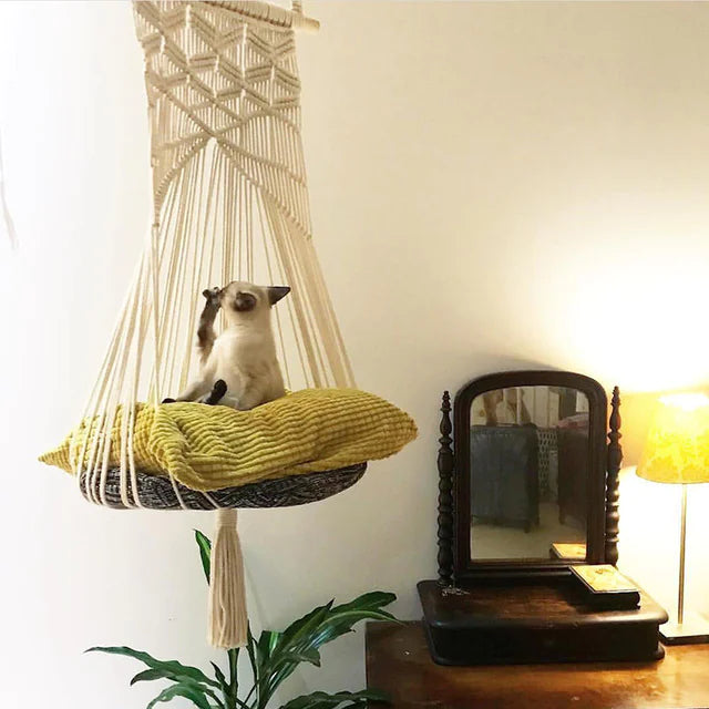 Hamaca de encaje artesanal para gatos
